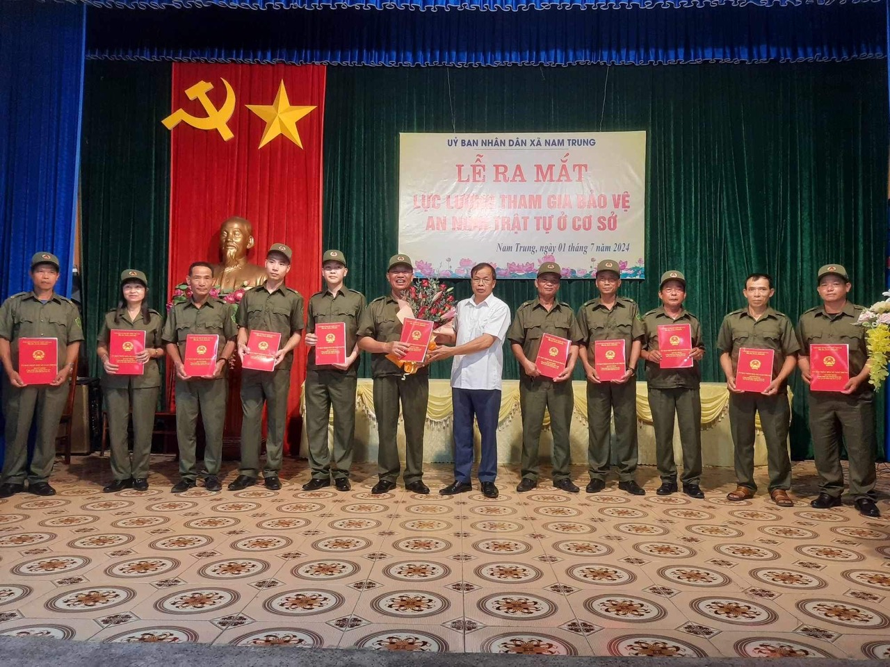 Lễ ra mắt lực lượng ANTT trên địa bàn xã